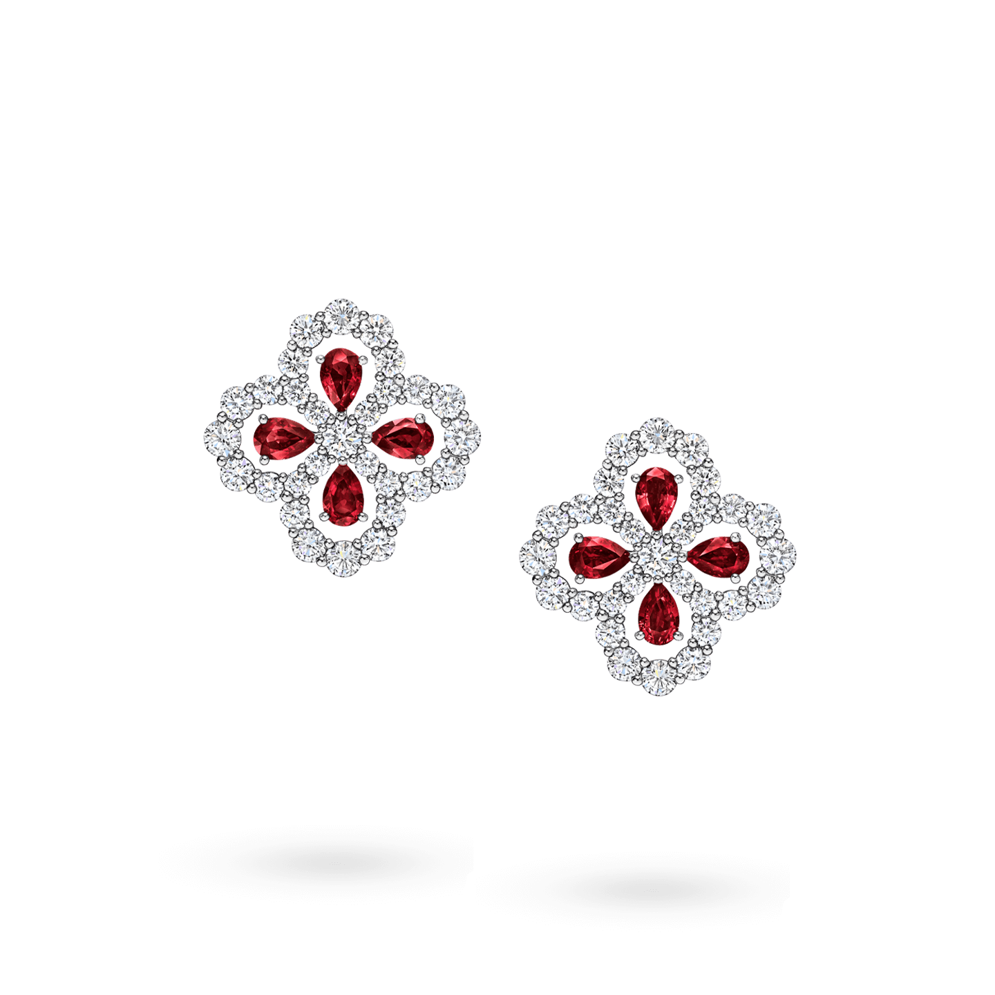 Diamond Loop红宝石和钻石耳环正面视图