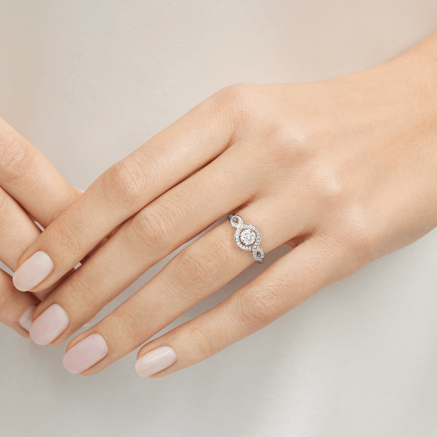 Harry winston yellow diamond engagement ring price on sale