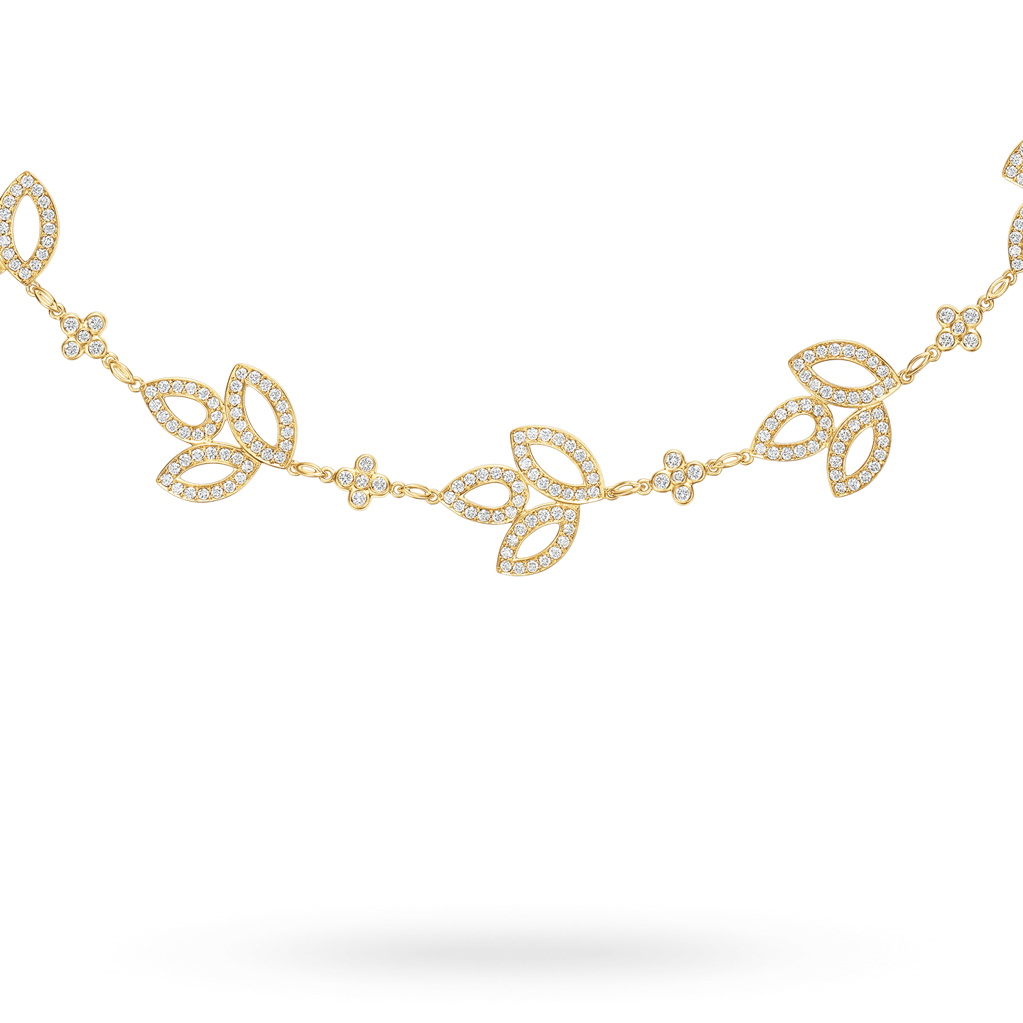 Vue rapprochée deCollier Lily Cluster en or jaune et diamant