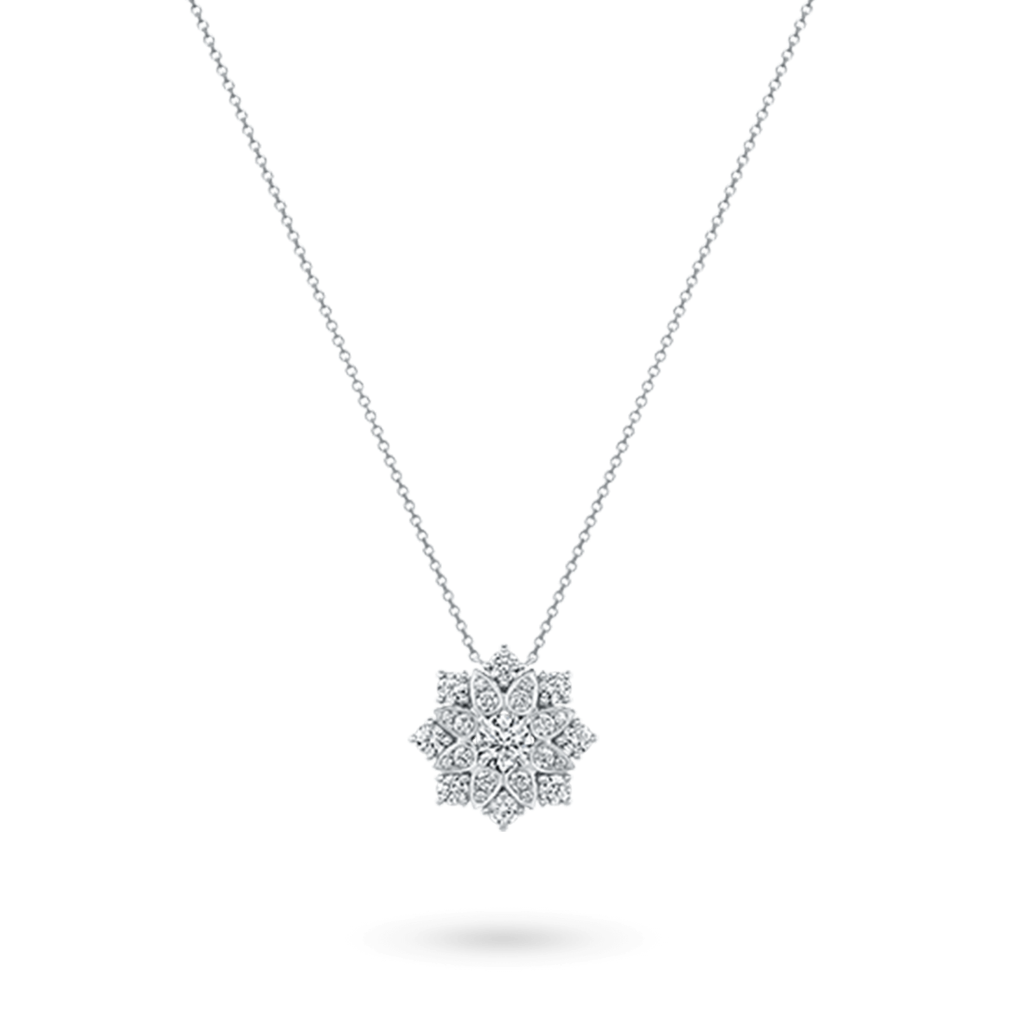 Pendentif Lotus Cluster en diamant, Small sur une chaîne plus longue