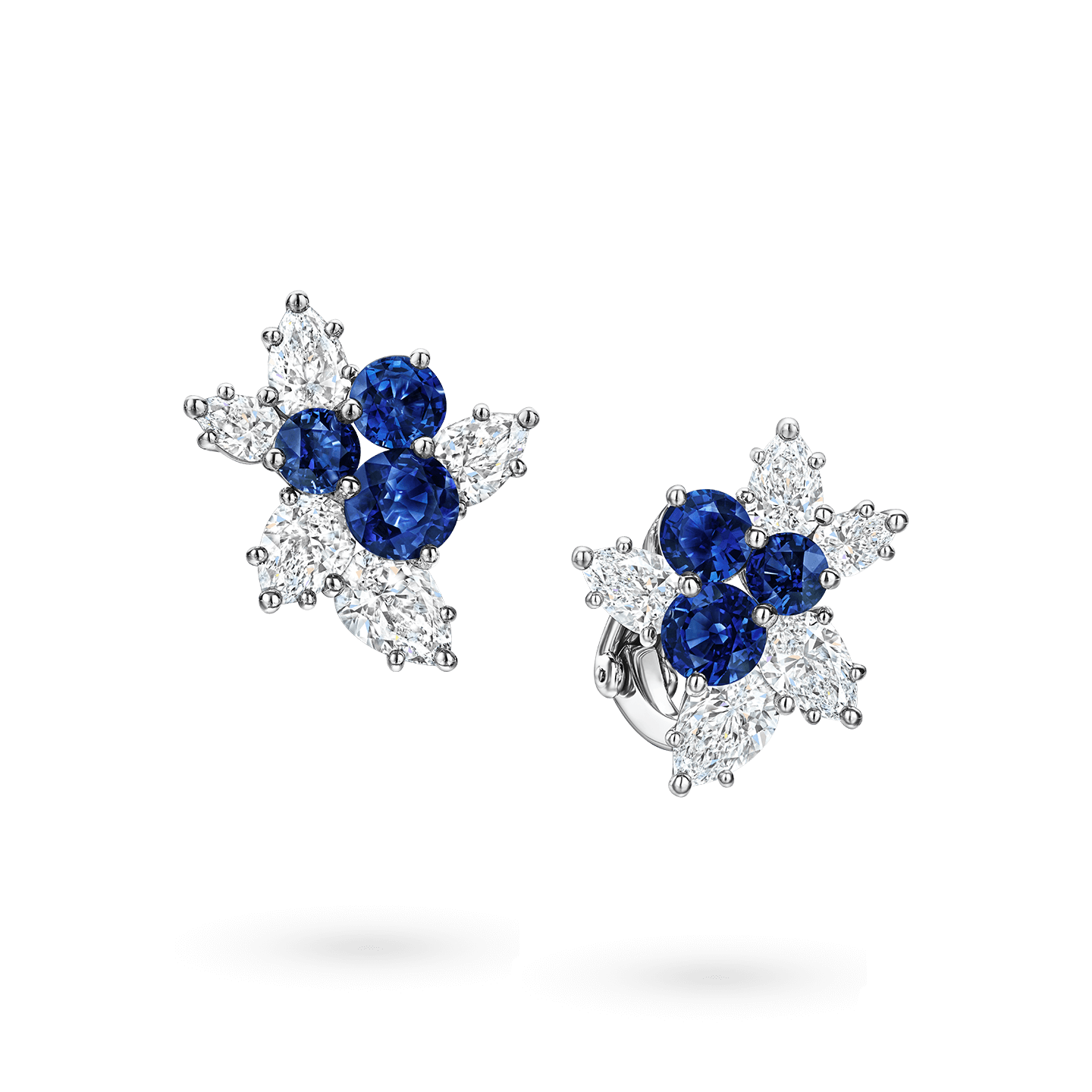 Berry Cluster蓝宝石和钻石耳环斜视图