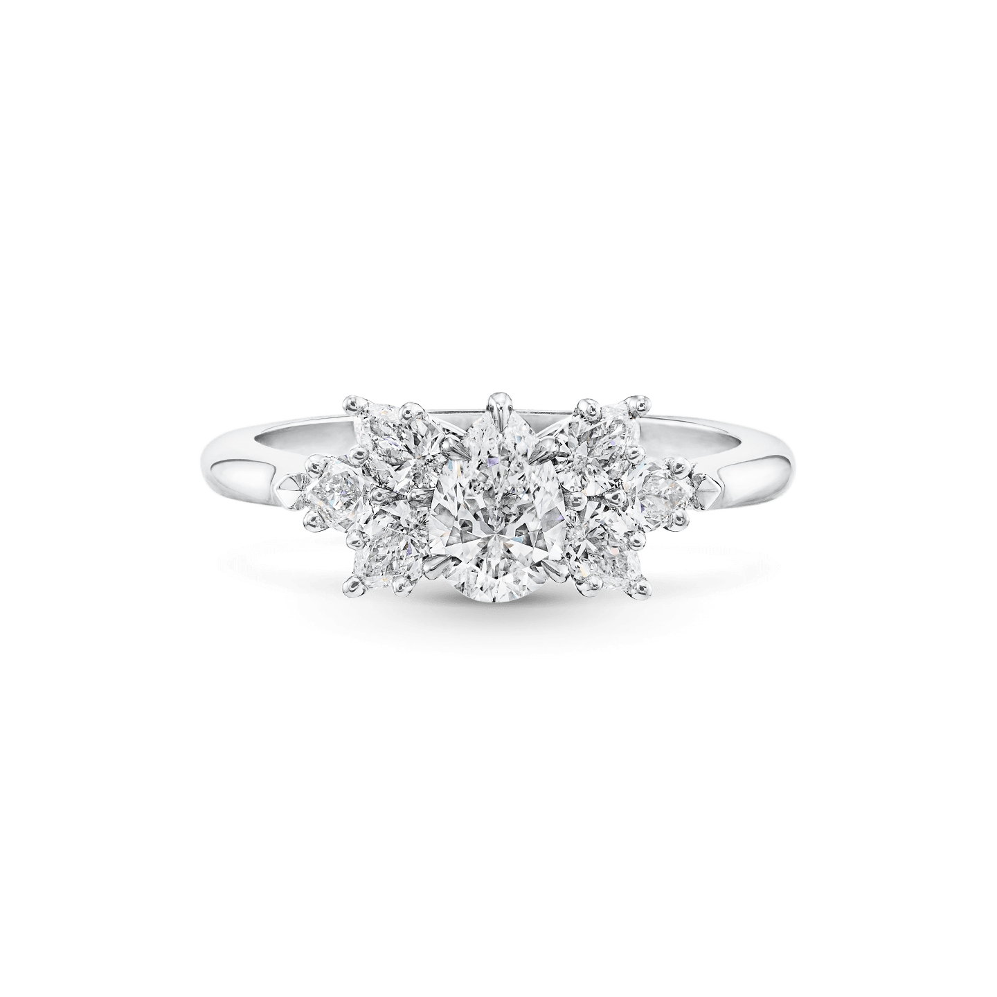 Vue de face de la Bague de fiançailles Cluster diamant taille poire