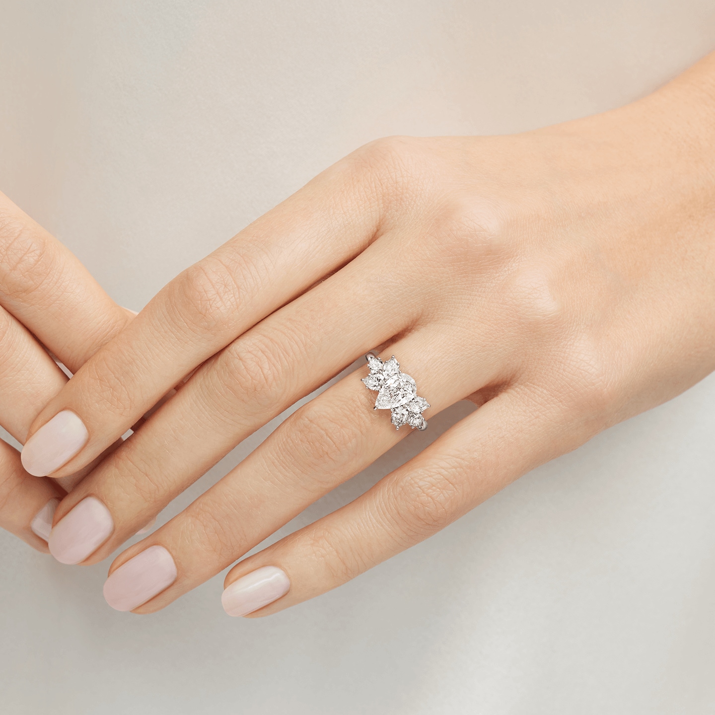 Harry winston pear engagement ring shop