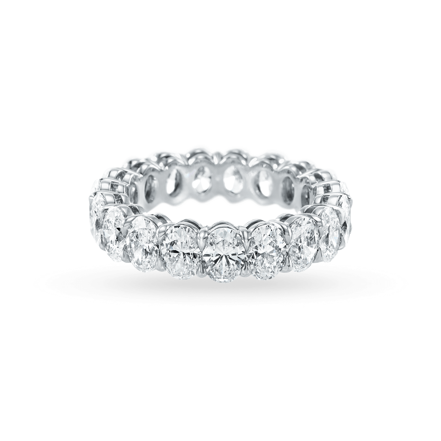 Oval diamond shop anniversary ring