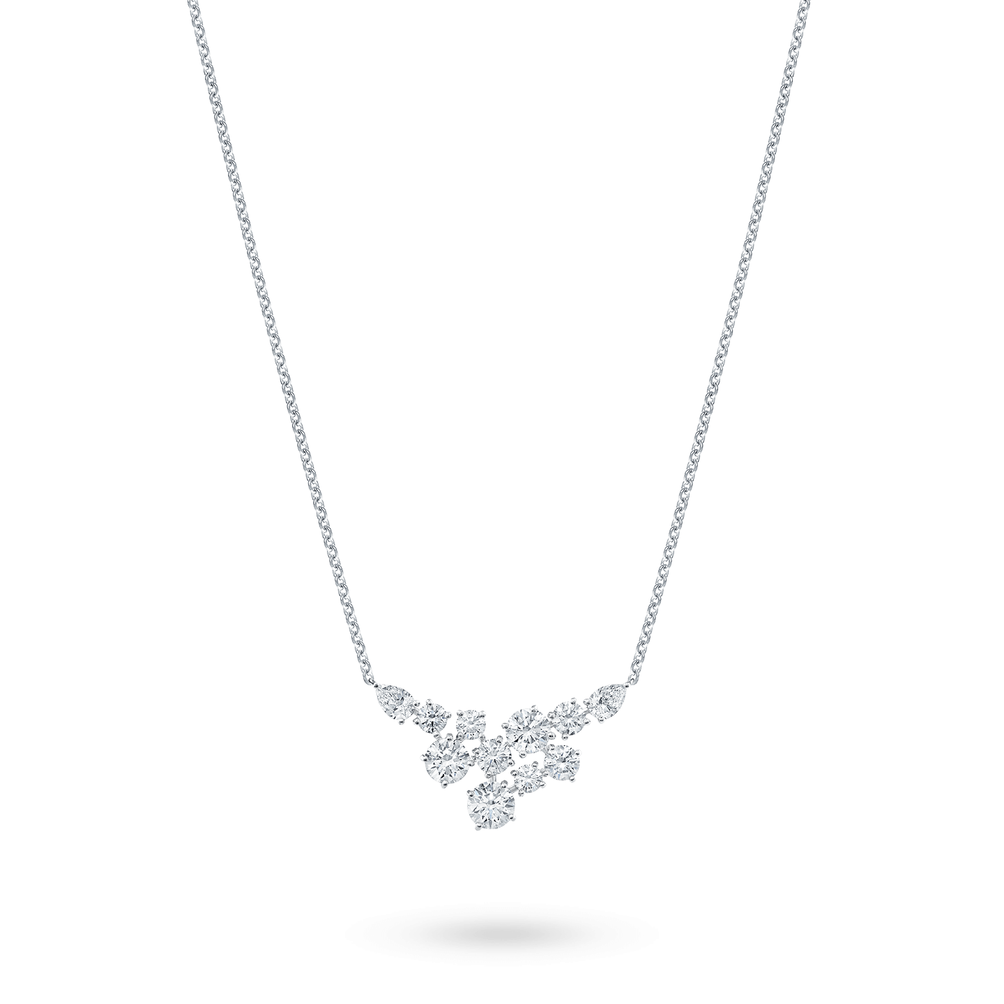 Pendentif Sparkling Cluster en diamant sur une chaîne plus longue