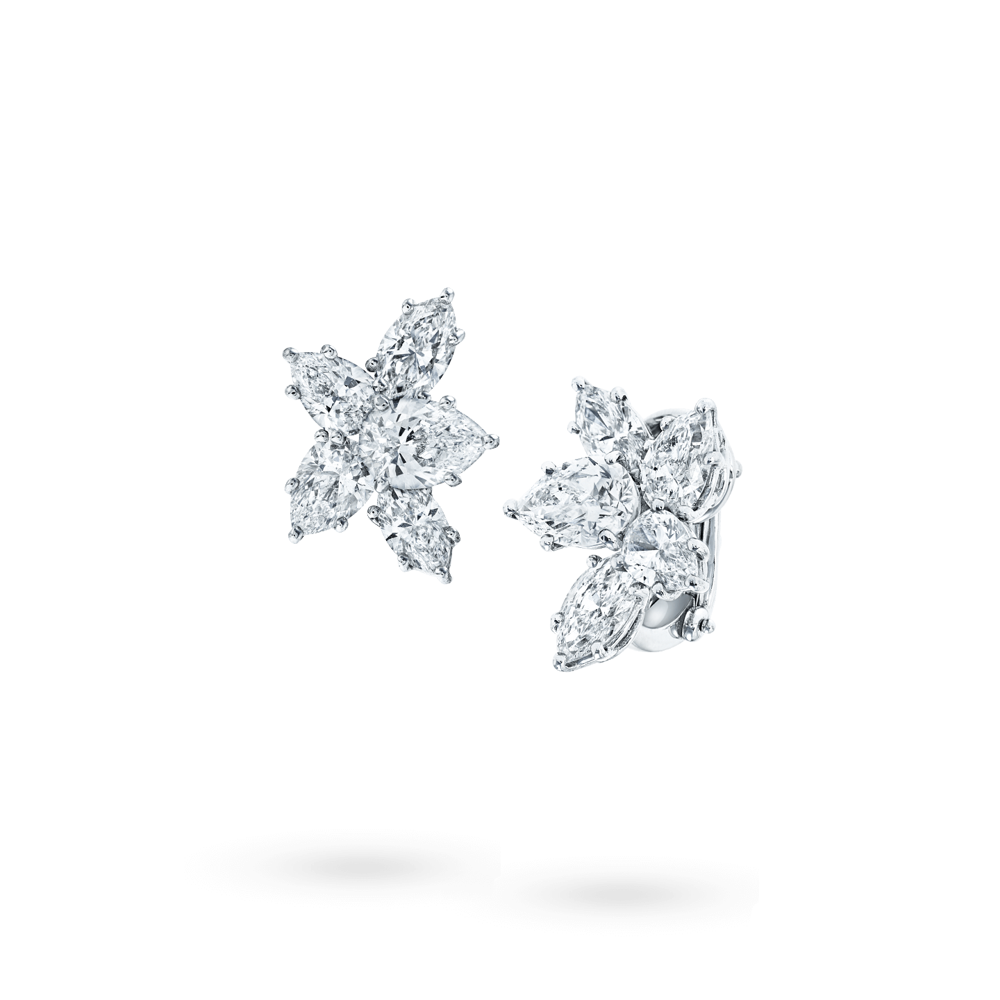 Vue en angle de la Boucles d'oreilles Winston Cluster en diamant, Large