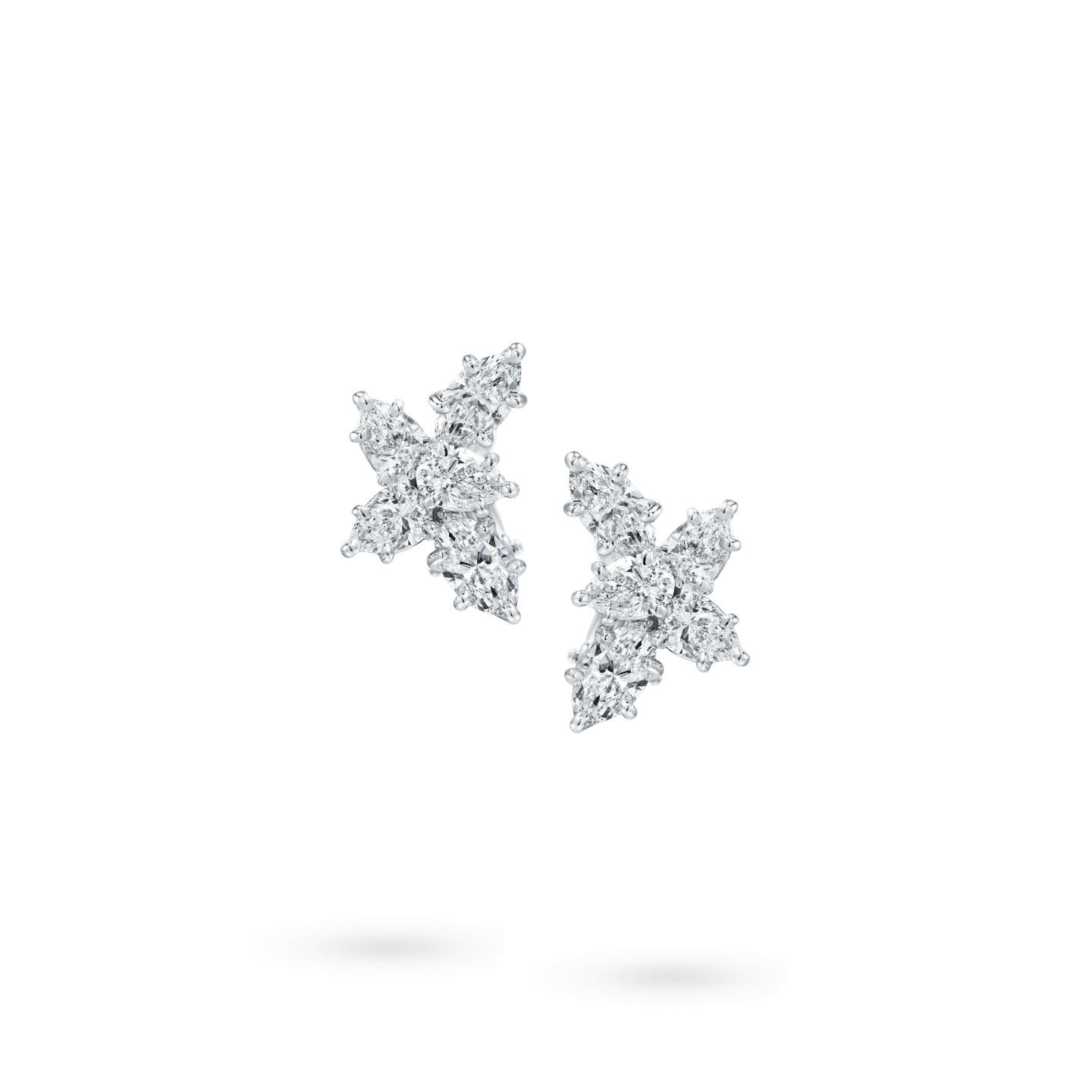 Winston™ Cluster系列鑽石耳環(小)正面視圖