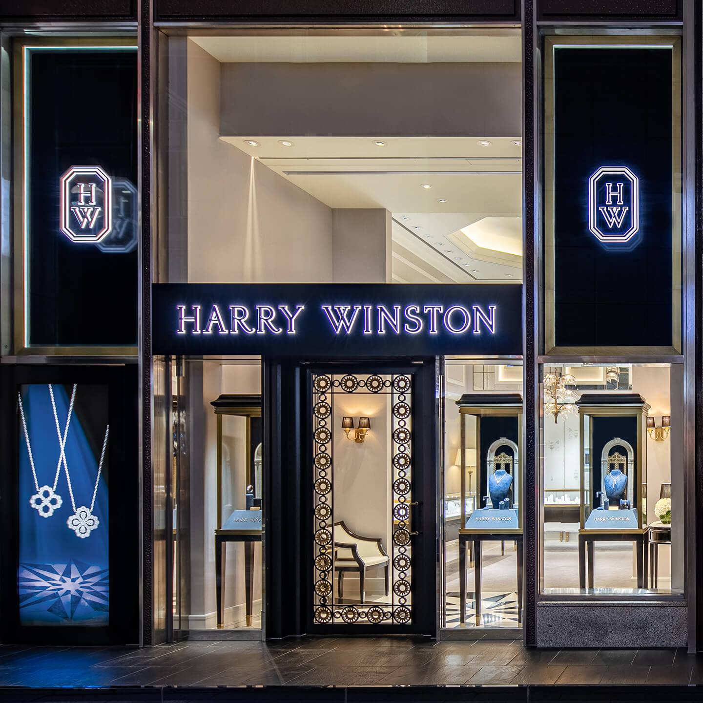 Façade of the Harry Winston Shinjuku Salon