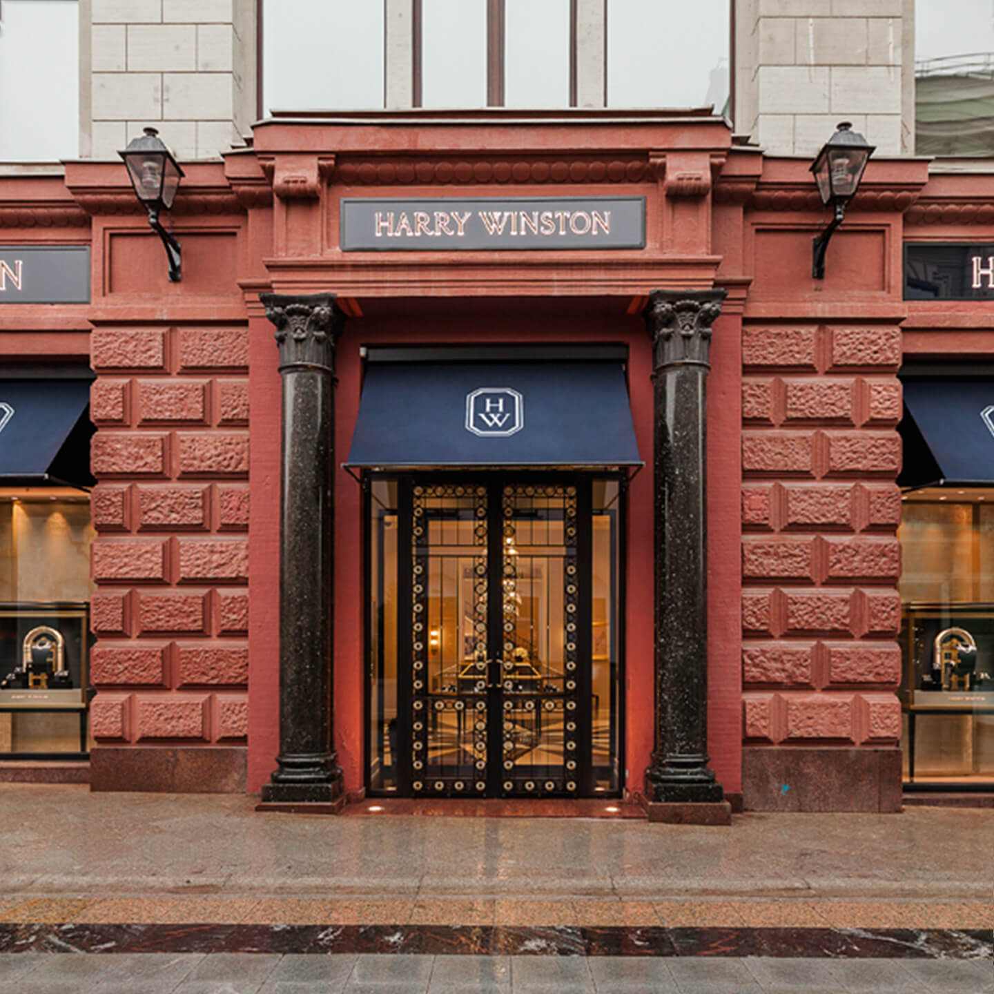 Façade of the Harry Winston Moscow Salon