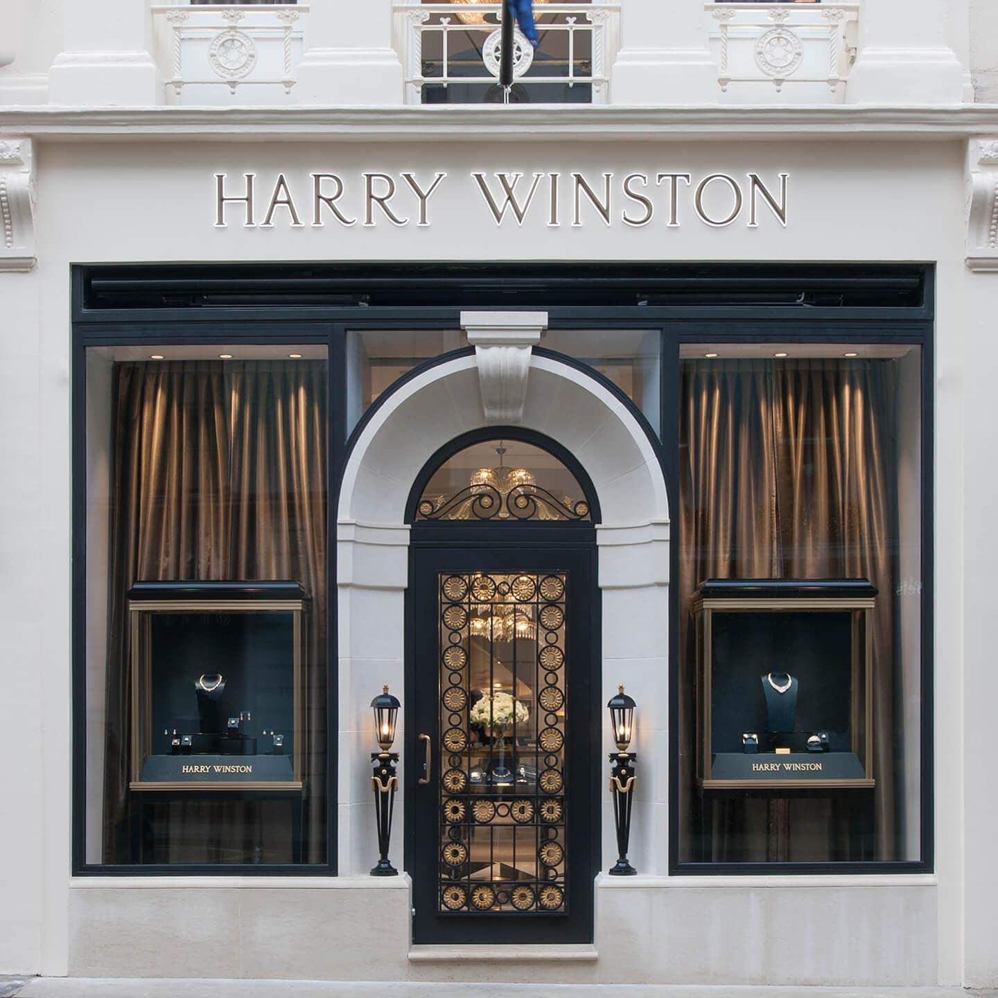 Façade of the Harry Winston London New Bond Street Salon