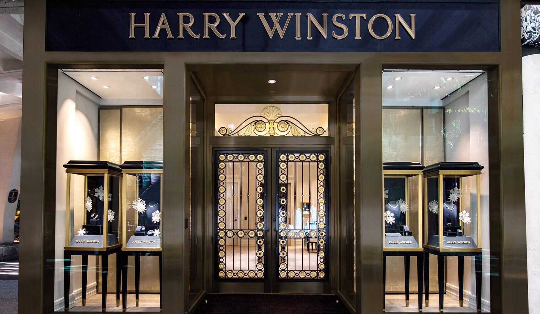 Harry Winston rouvre son salon de Bal Harbour