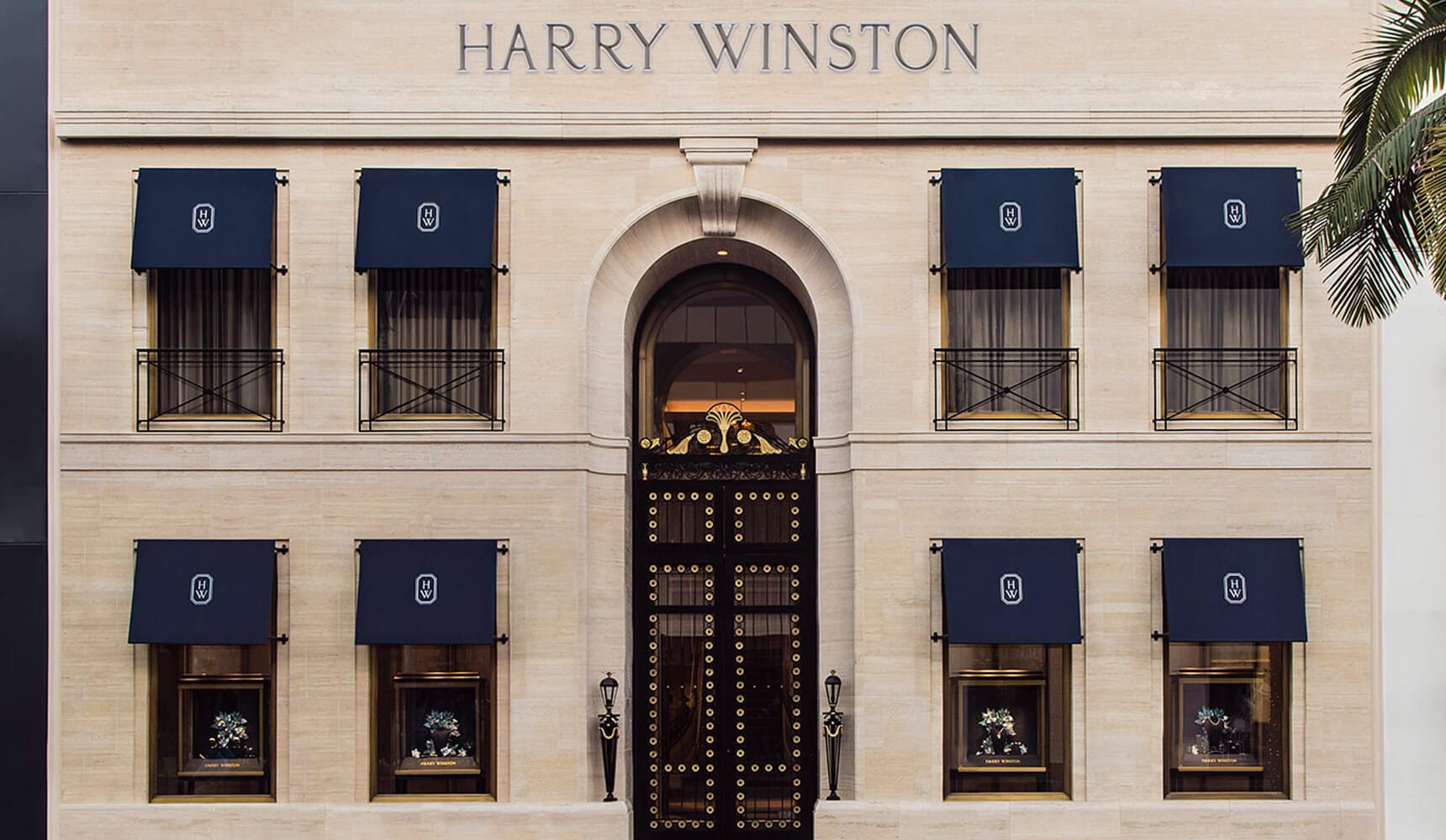 Harry Winston rouvre son salon de Beverly Hills