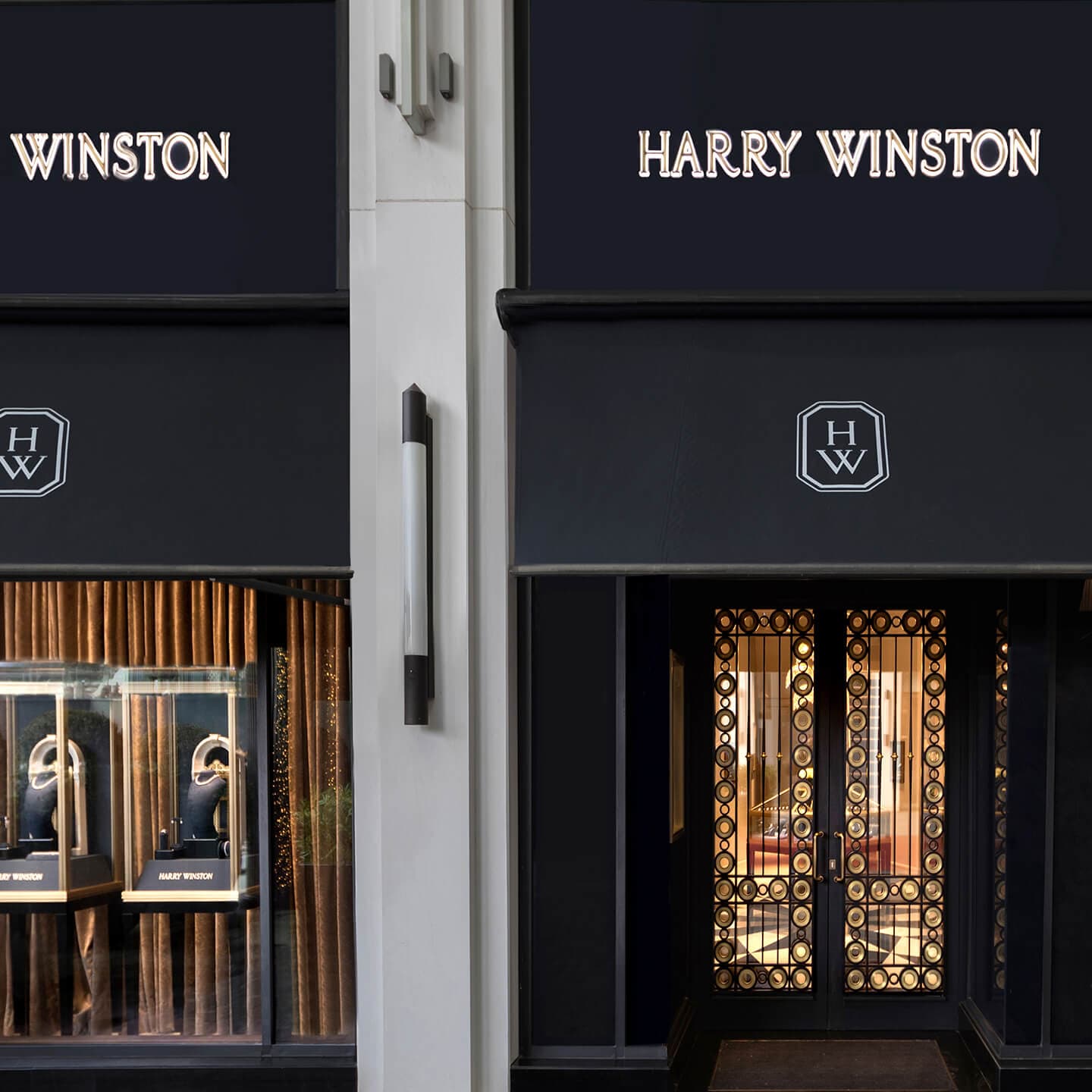 Harry Winston Opens a New Salon in Istanbul 